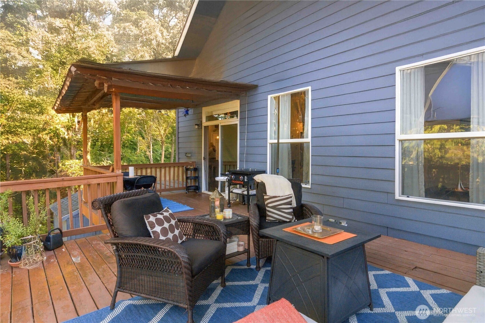 929 Edinburgh Court Property Photo 34