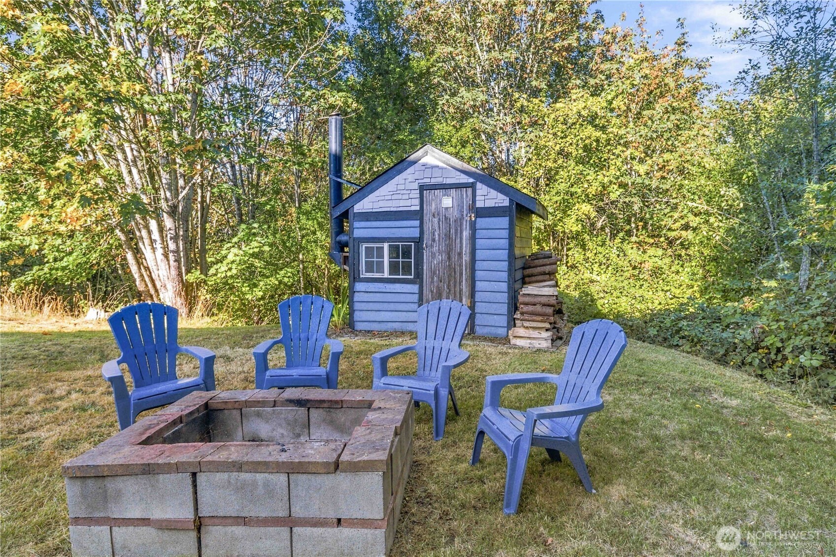 929 Edinburgh Court Property Photo 35