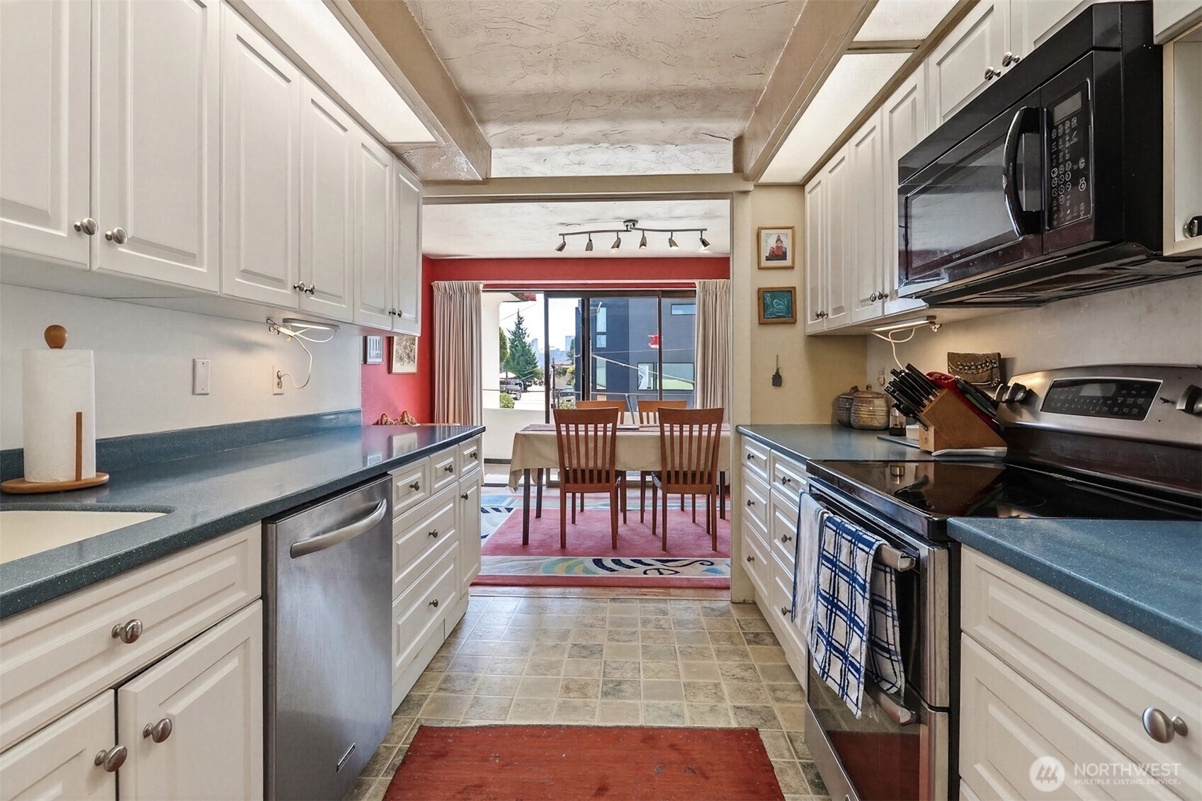 610 Wheeler Street 404 Property Photo 14