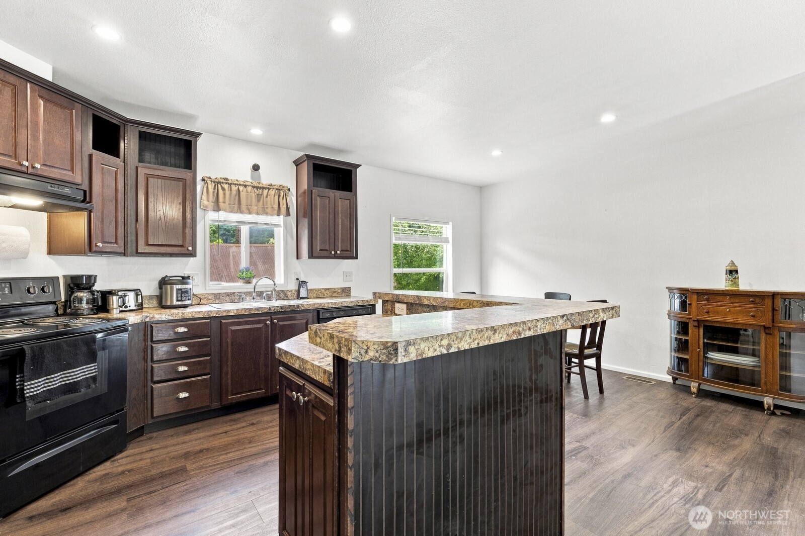 393 Manners Road Property Photo 5