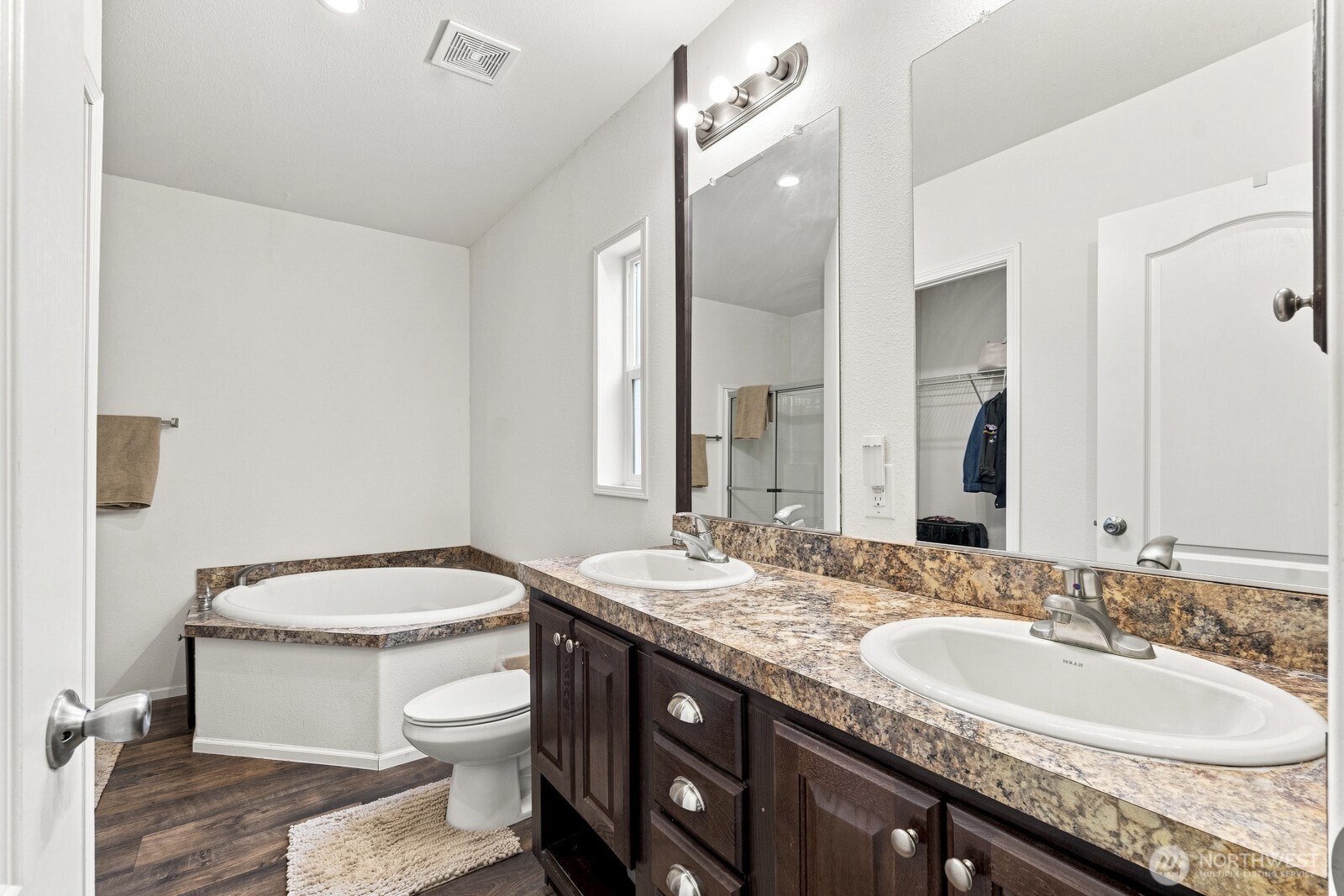 393 Manners Road Property Photo 11