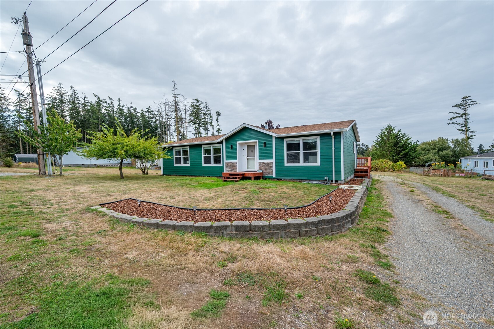 1105 Paul Avenue Property Photo 3