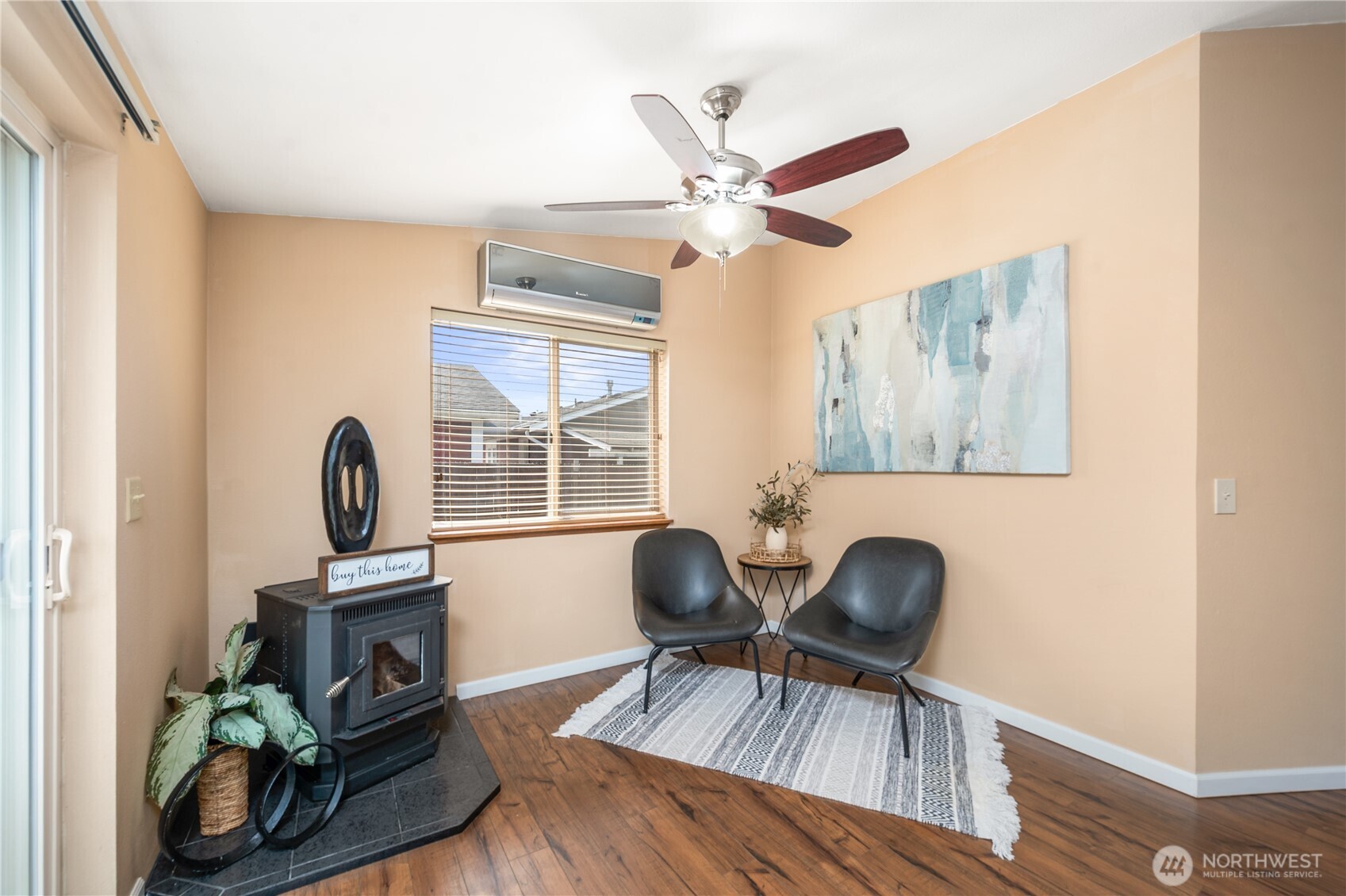 412 Eighth Street Property Photo 6