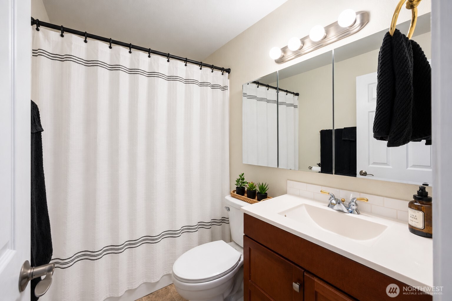 412 Eighth Street Property Photo 19