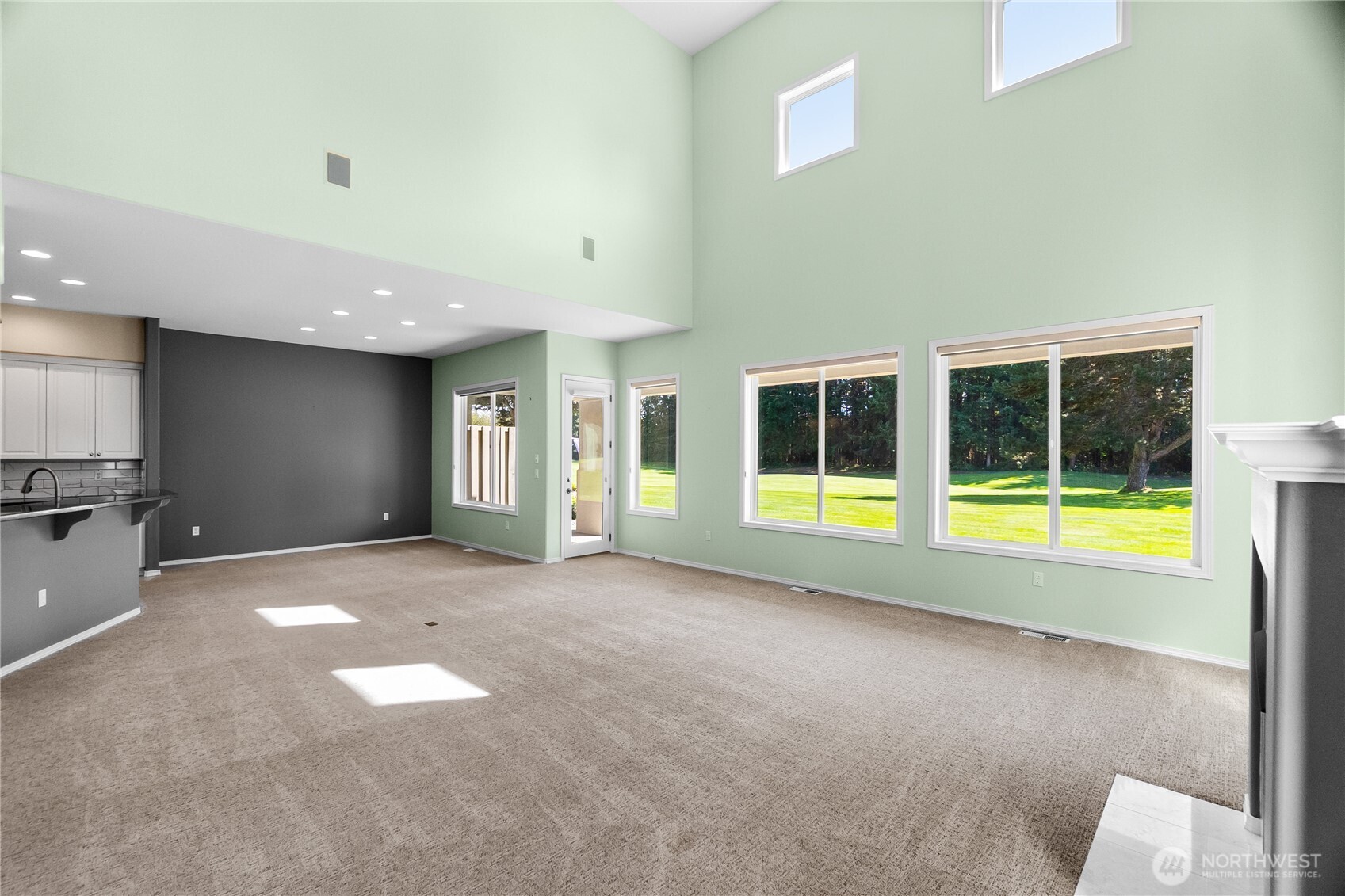 3709 Prestwick Lane Property Photo 5
