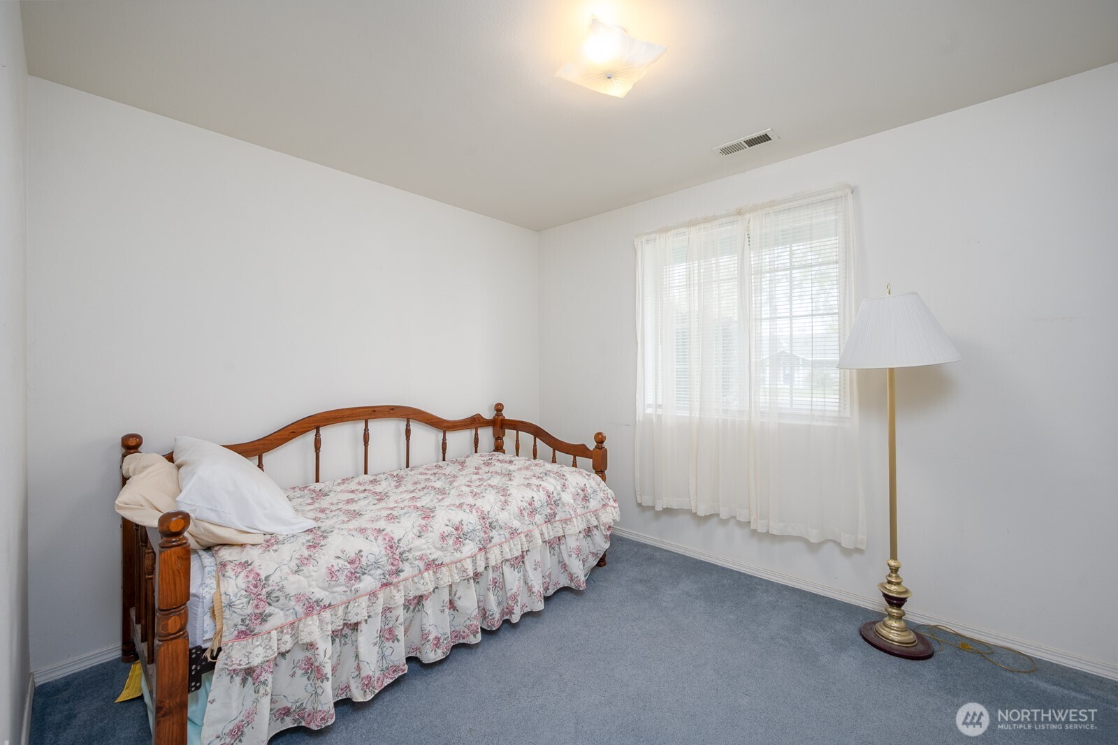1204 E Hayden Drive Property Photo 18