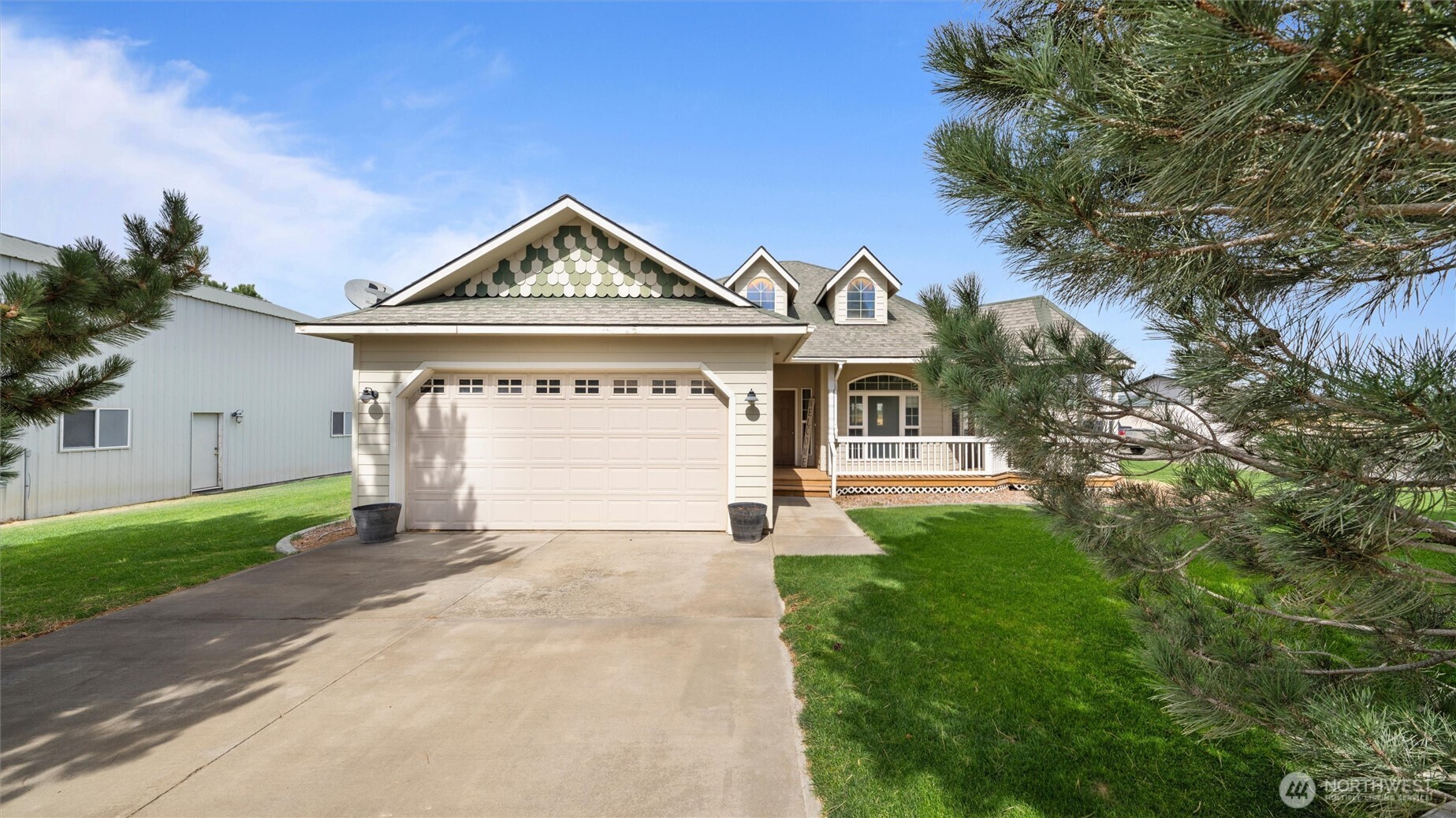 1206 Gardena Creek Road Property Photo 2
