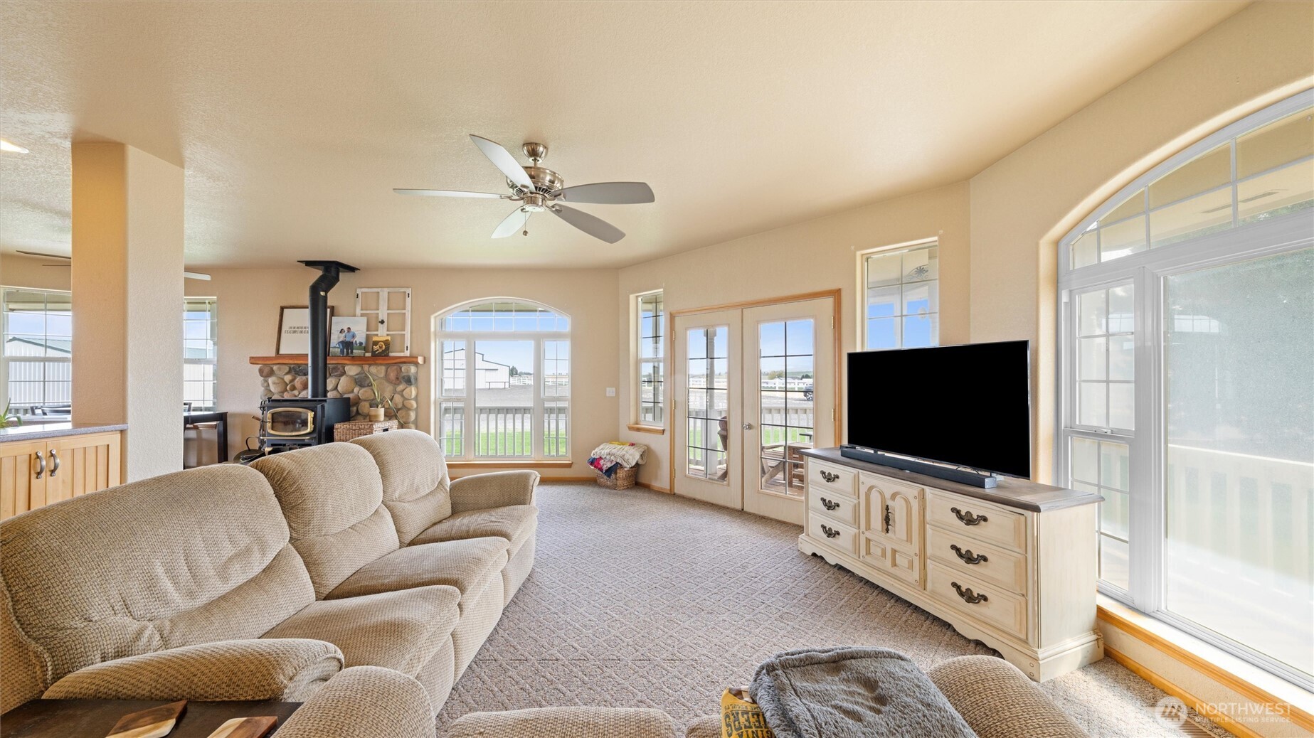 1206 Gardena Creek Road Property Photo 7
