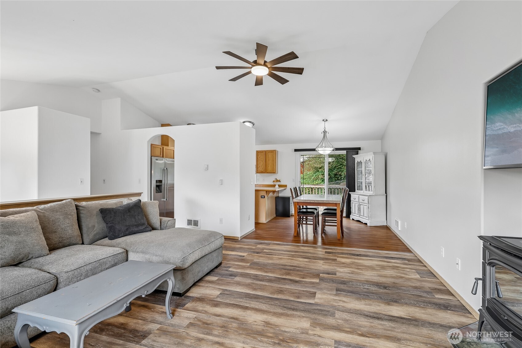 12130 Rainbow Drive Property Photo 8