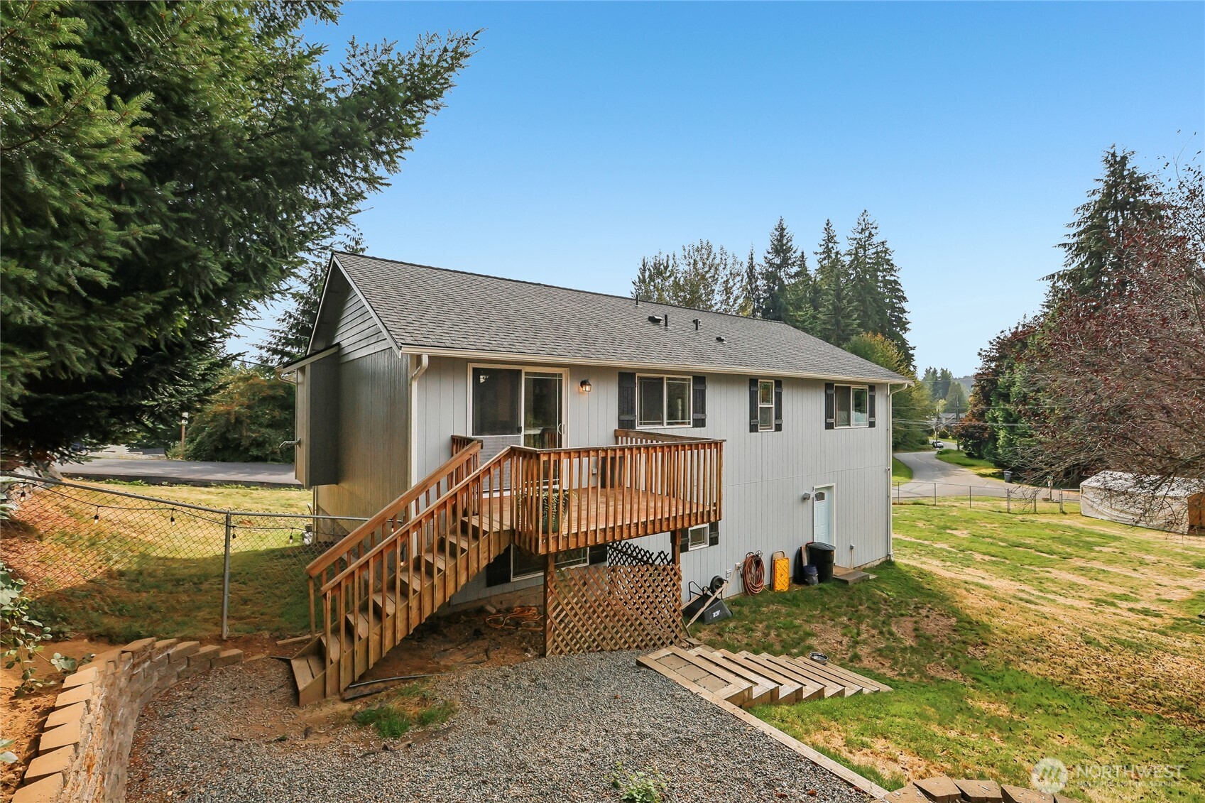 12130 Rainbow Drive Property Photo 28