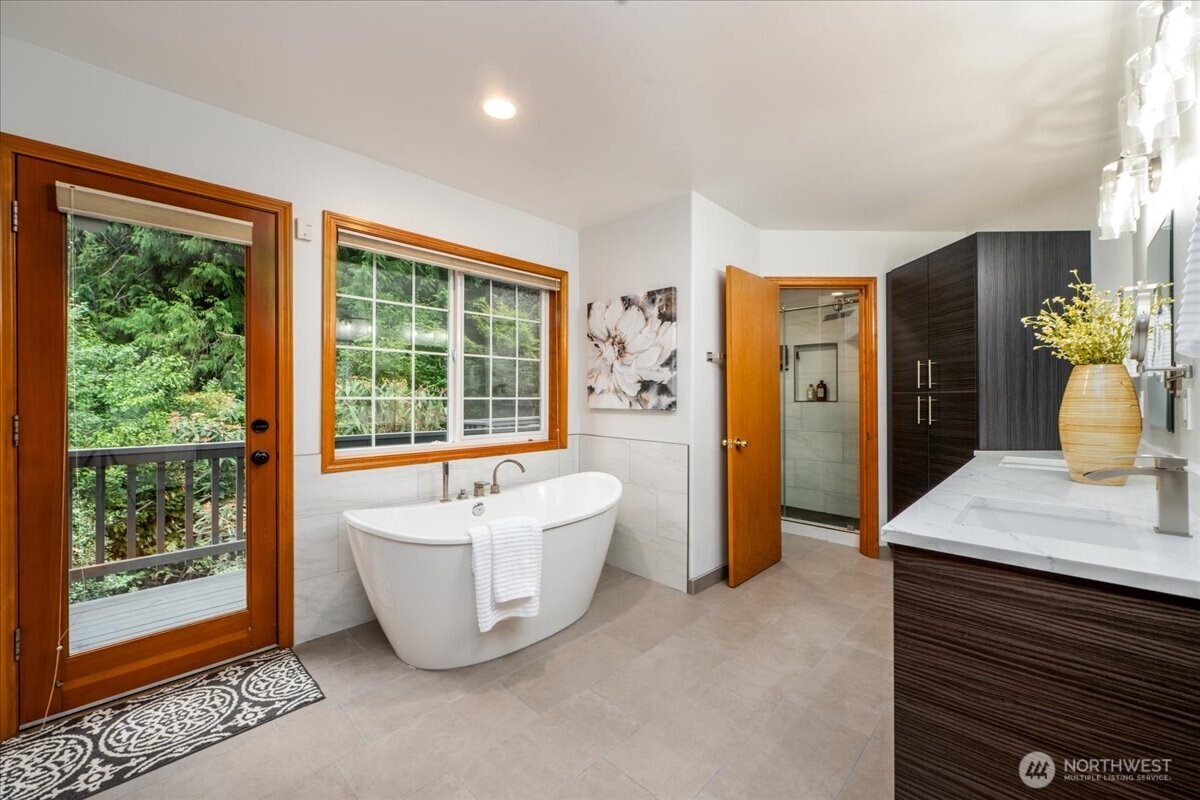4901 Fowler Avenue Property Photo 16
