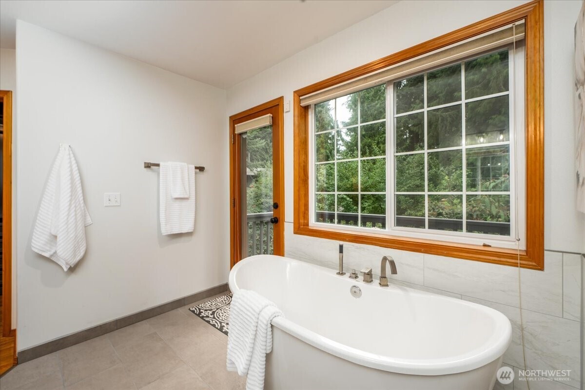 4901 Fowler Avenue Property Photo 20