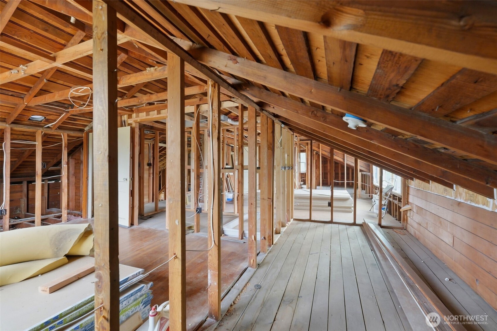 5101 S Park Avenue Property Photo 17