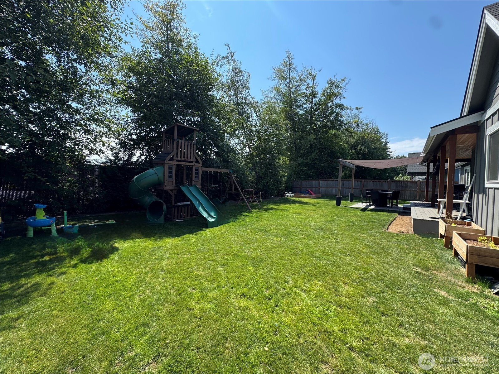 809 Pine Crest Drive Property Photo 33