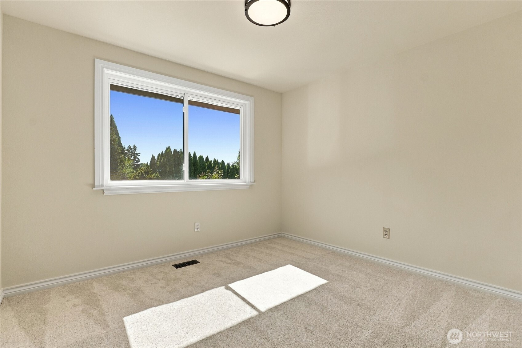 13109 Ne 137th Place Property Photo 15