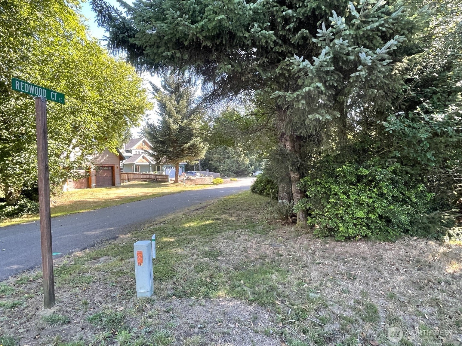 339 Redwood Court Property Photo 4