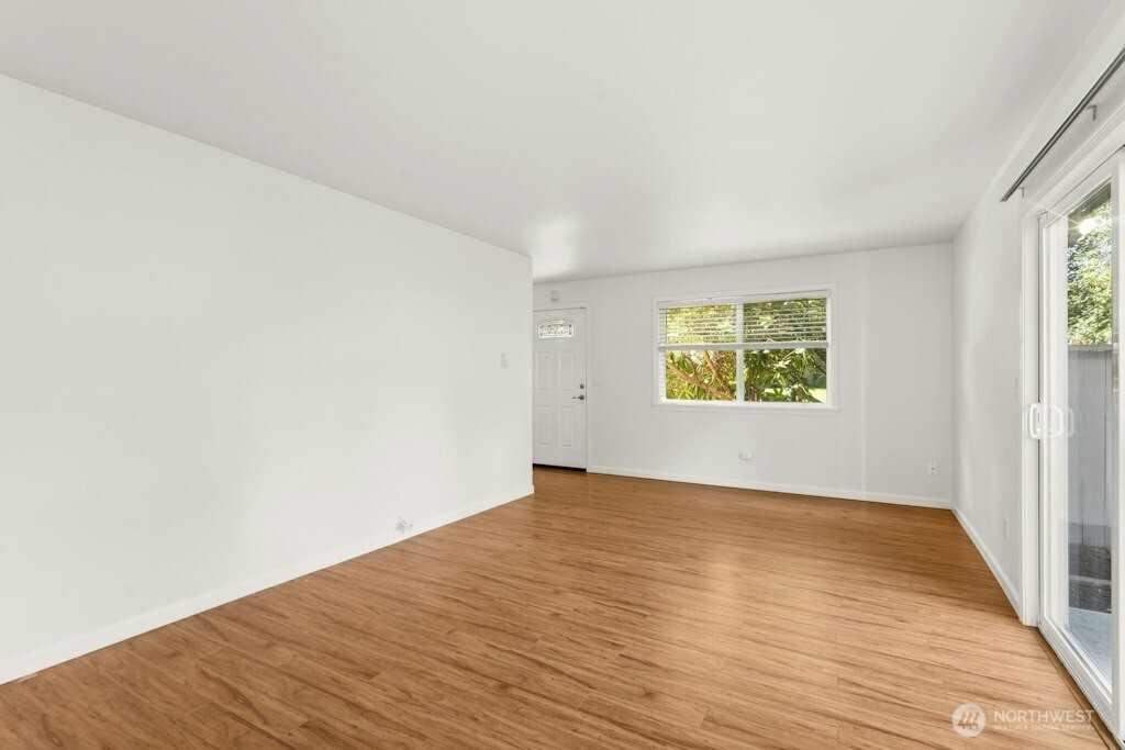6111 N 16th Street M-108 Property Photo 4