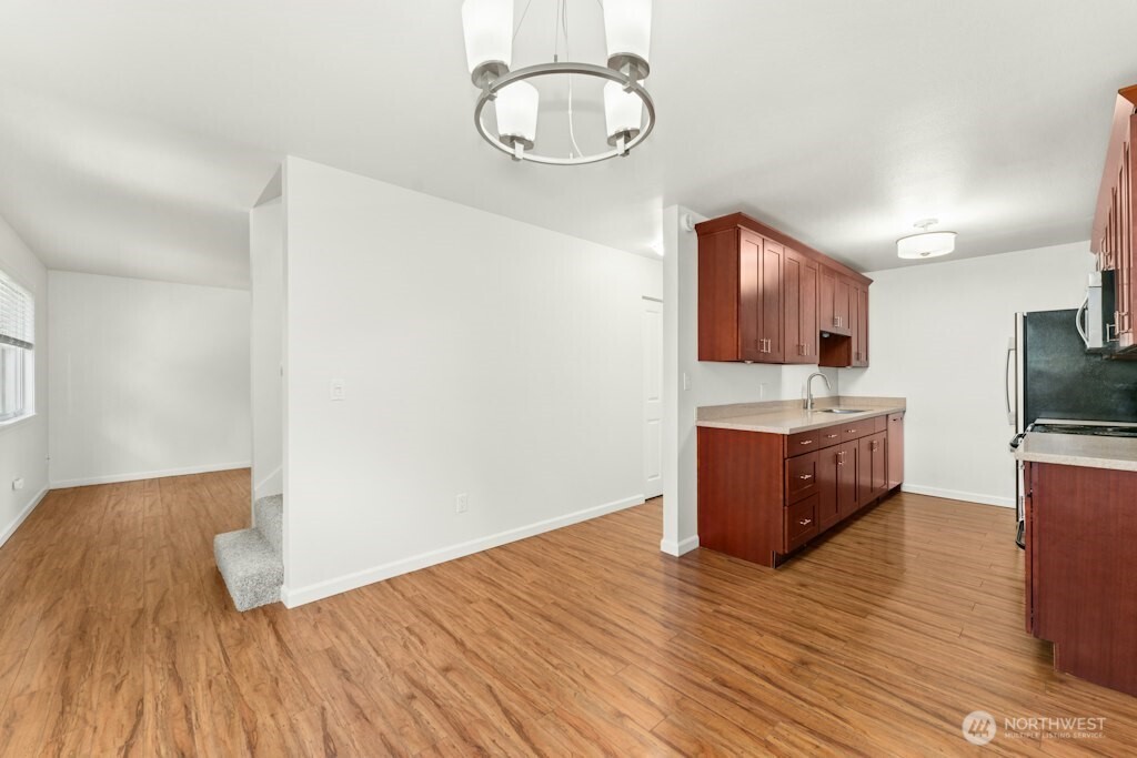 6111 N 16th Street M-108 Property Photo 7