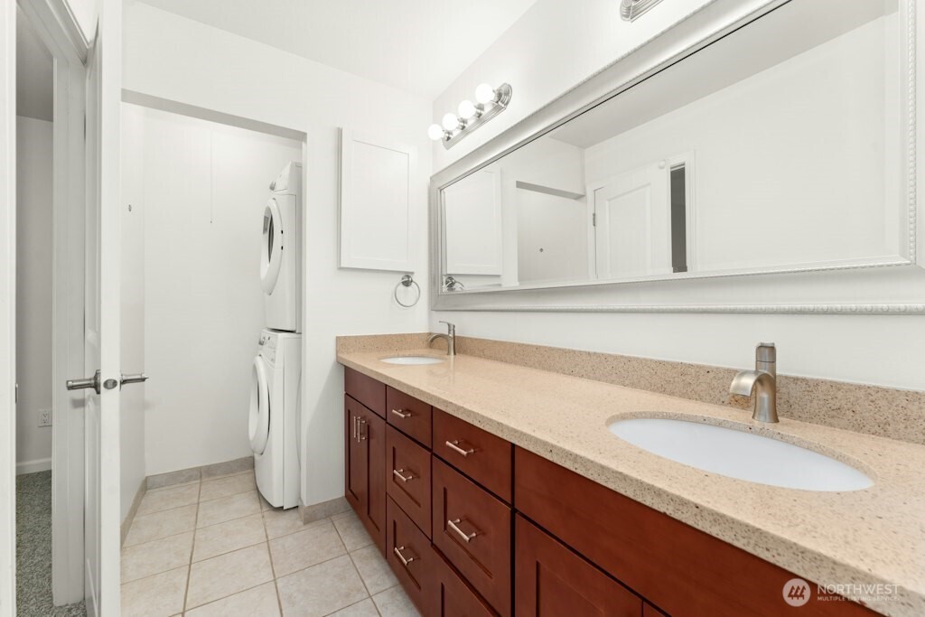 6111 N 16th Street M-108 Property Photo 16