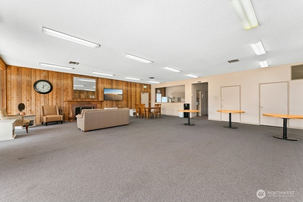 6111 N 16th Street M-108 Property Photo 25