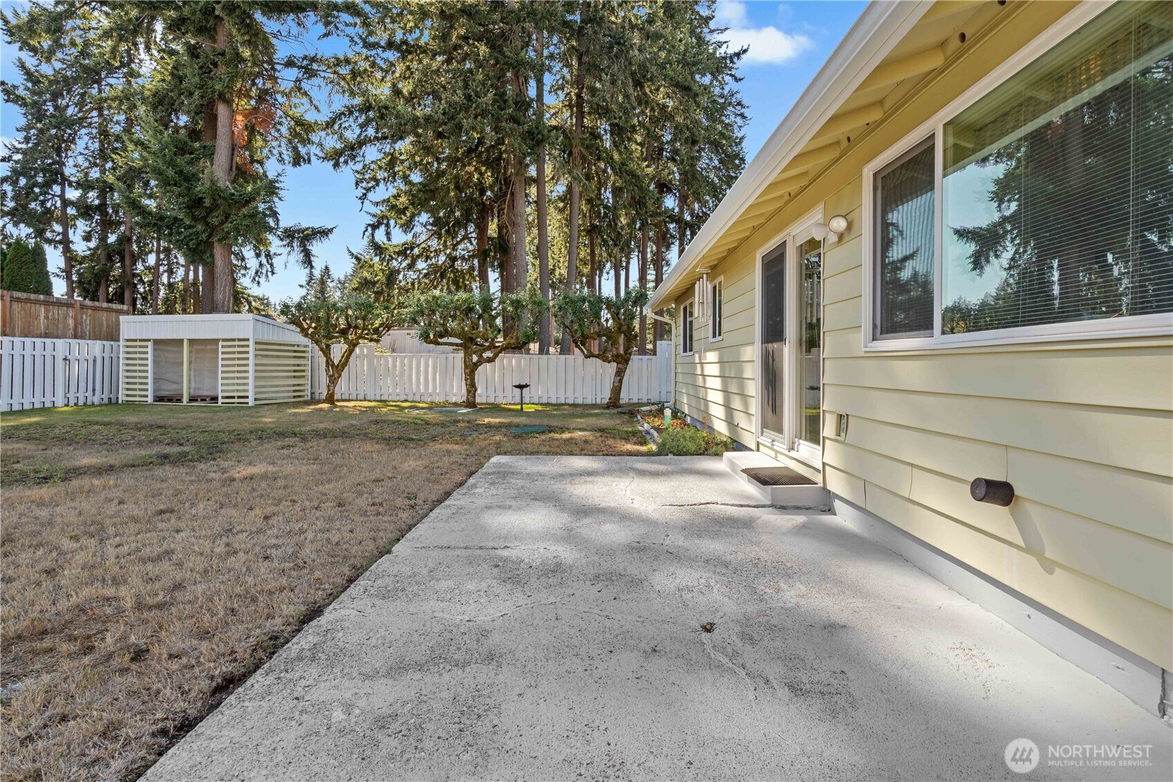 19421 Aurora Drive Property Photo 17