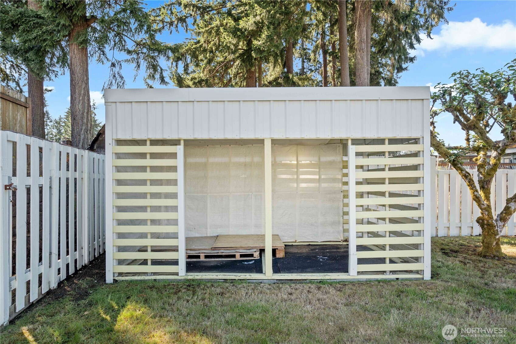 19421 Aurora Drive Property Photo 21