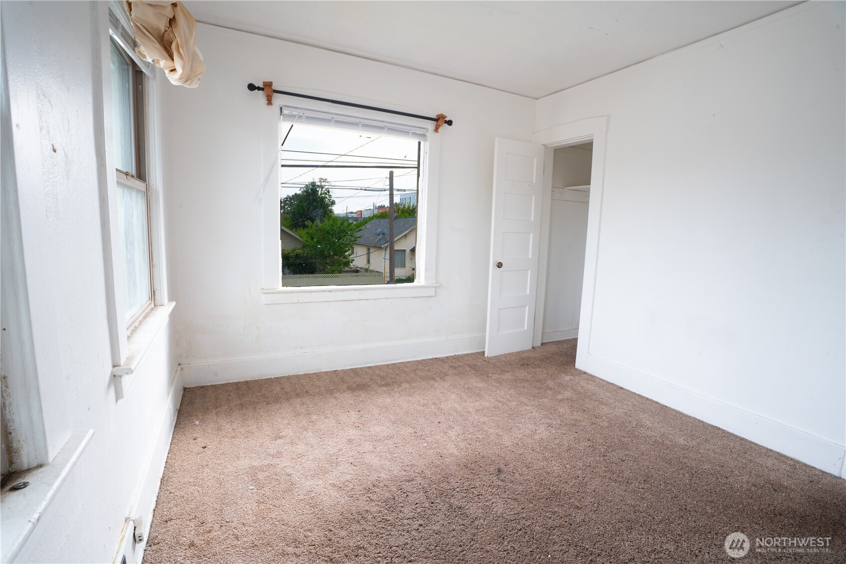 4210 S Holly Street Property Photo 13