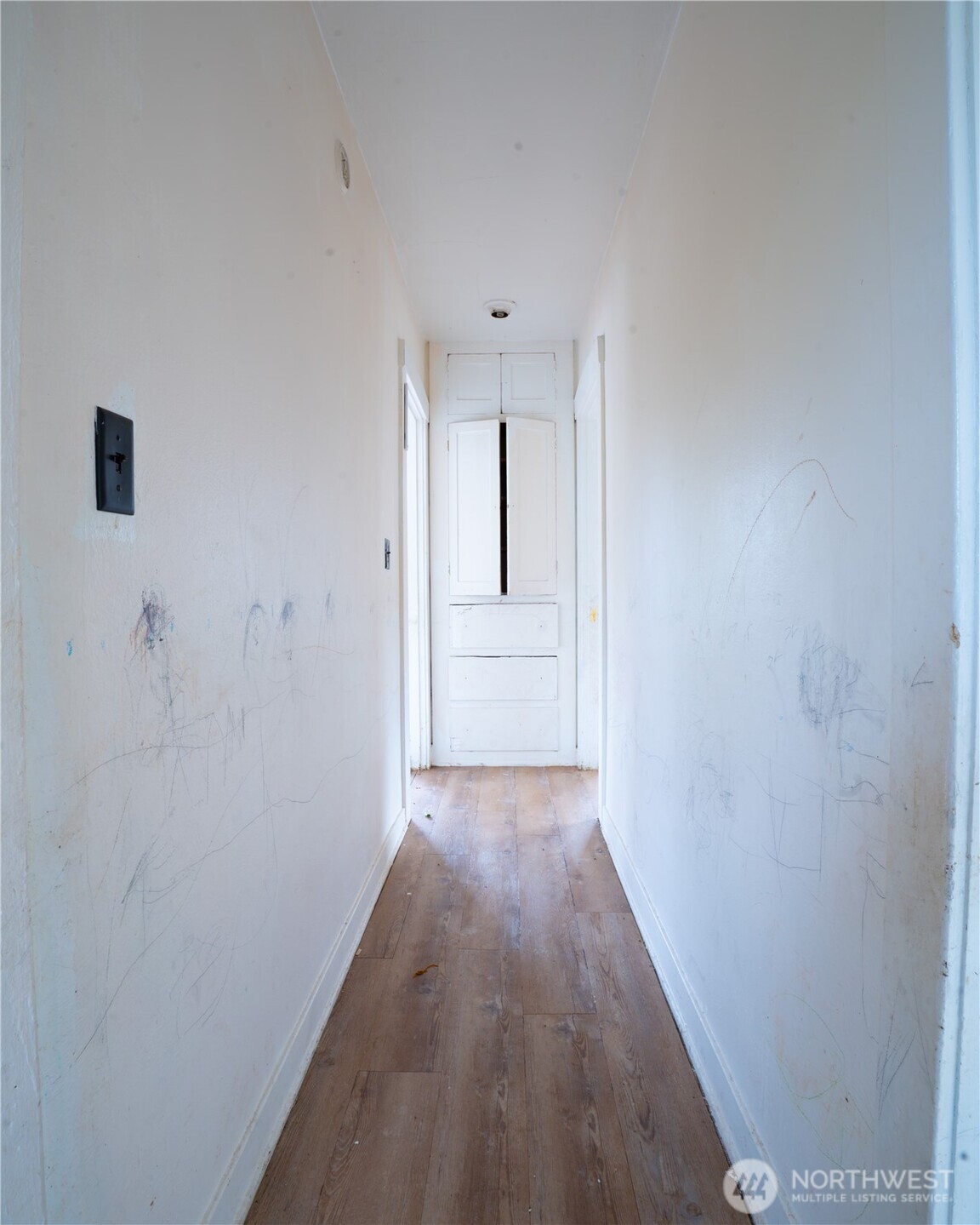 4210 S Holly Street Property Photo 16