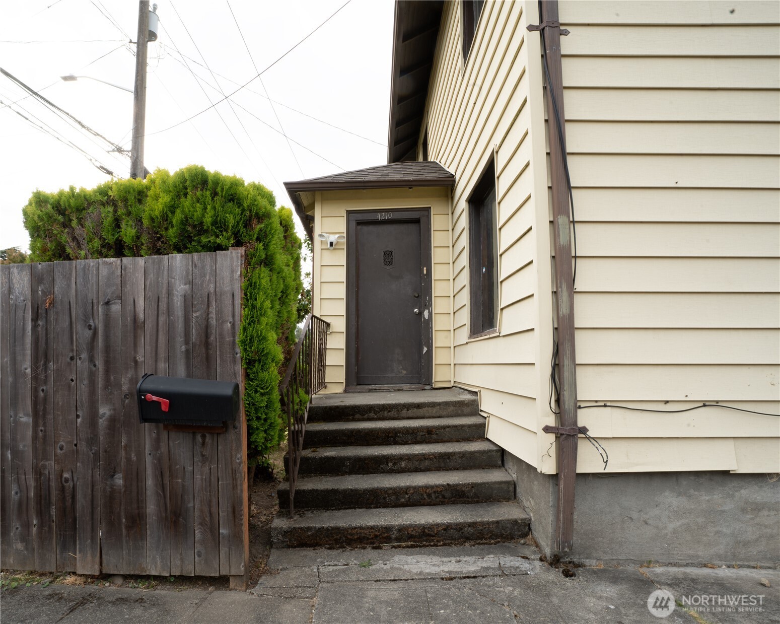 4210 S Holly Street Property Photo 22