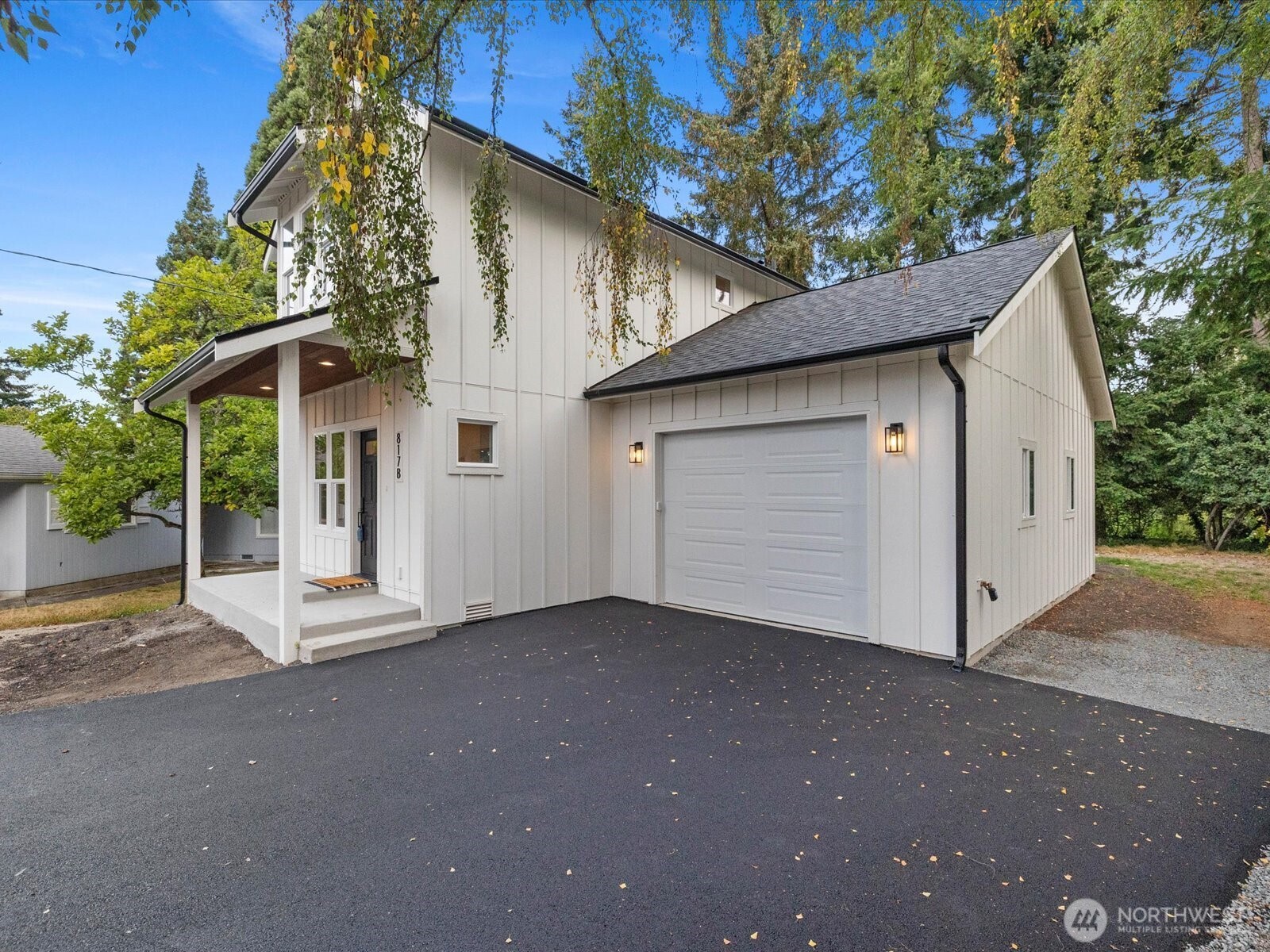 817 Olympic Boulevard B Property Photo 2