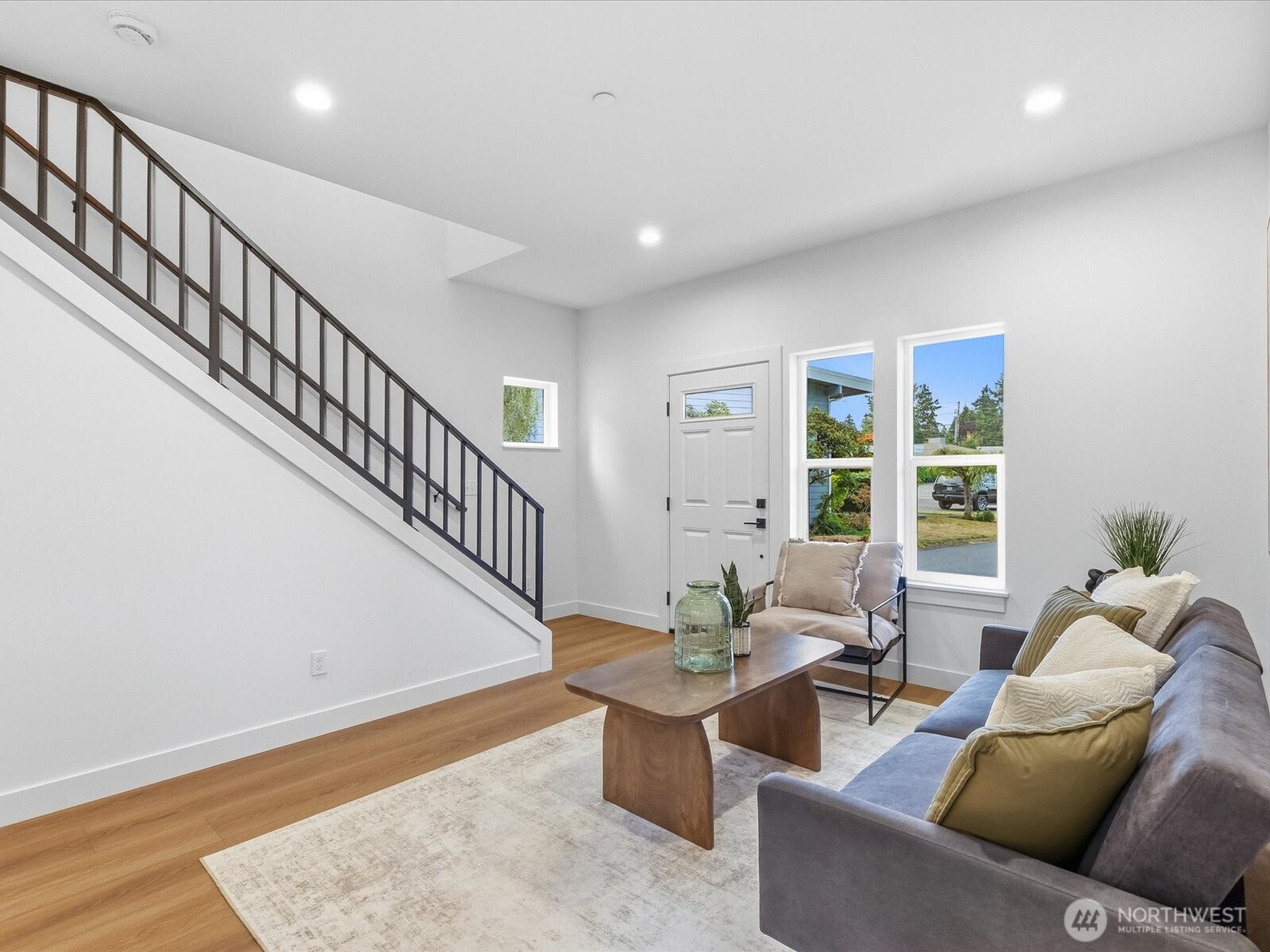817 Olympic Boulevard B Property Photo 17