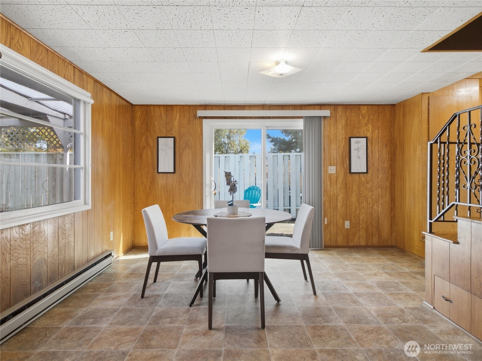 1501 N Huson Property Photo 14