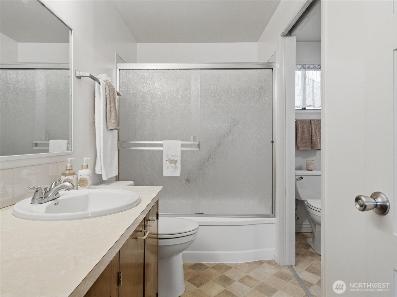 1501 N Huson Property Photo 23