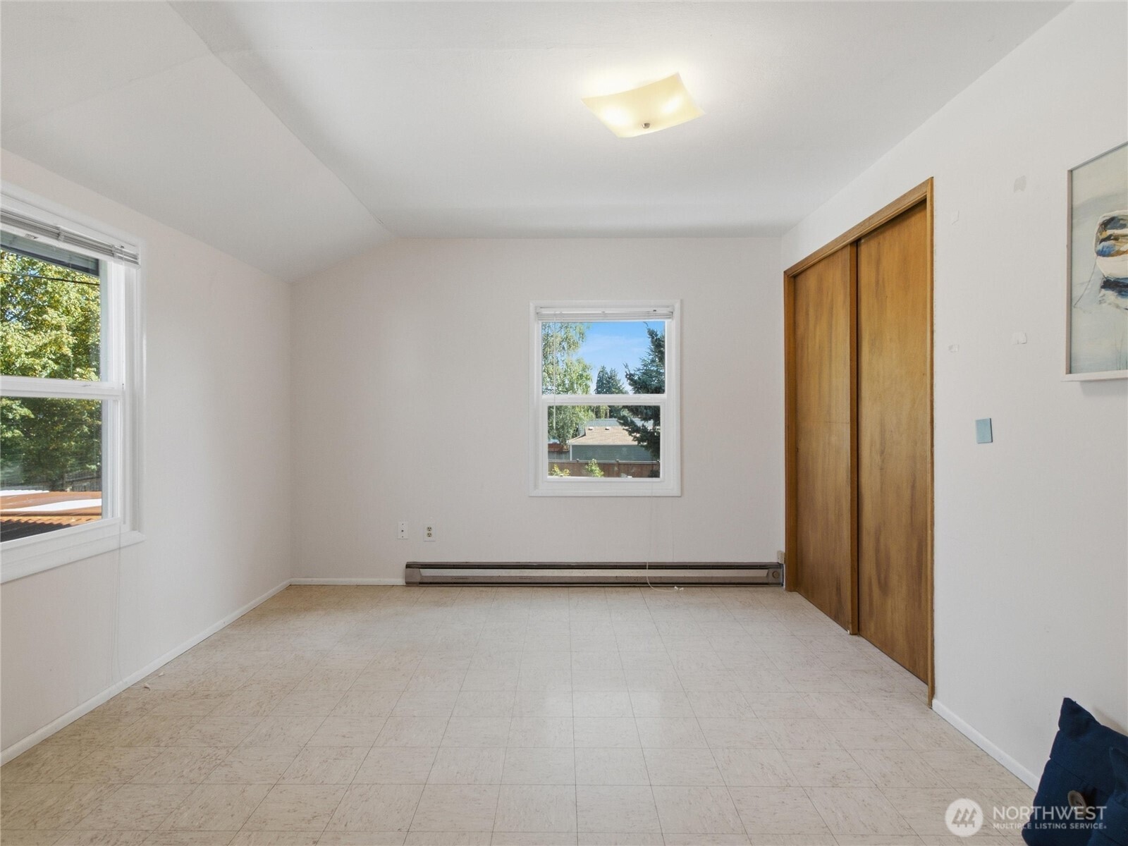 1501 N Huson Property Photo 28