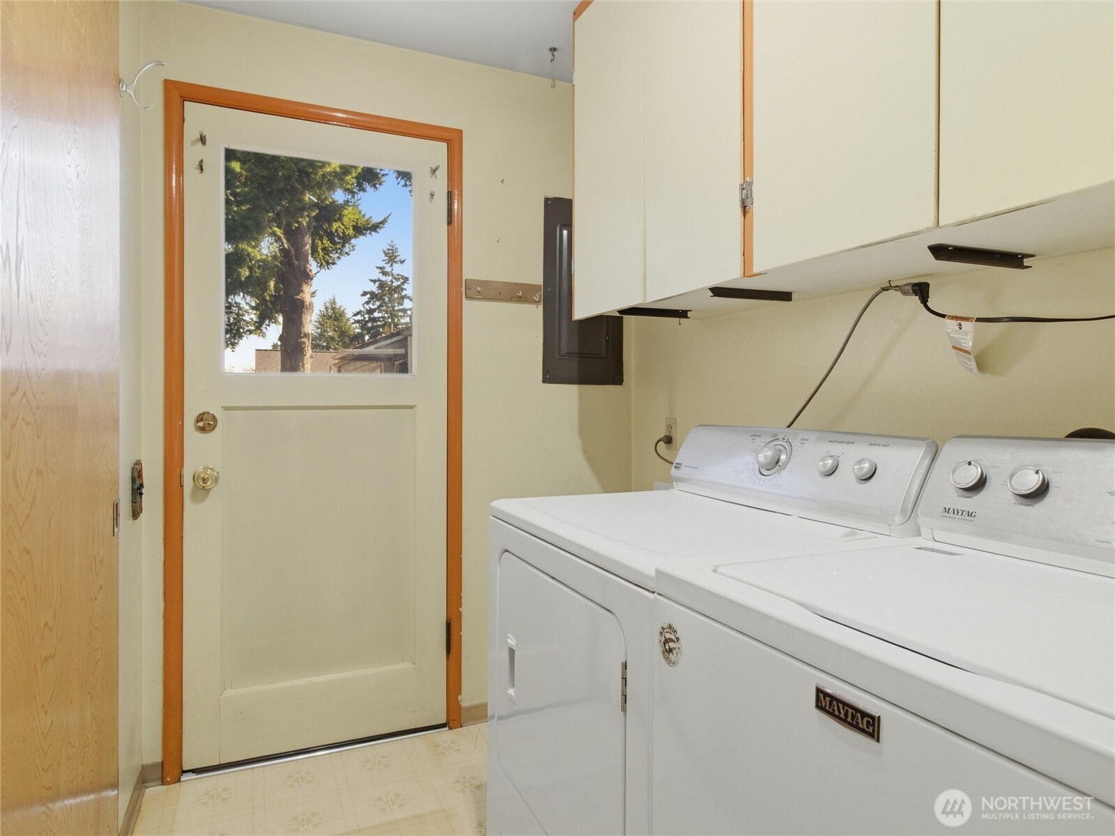 1501 N Huson Property Photo 30