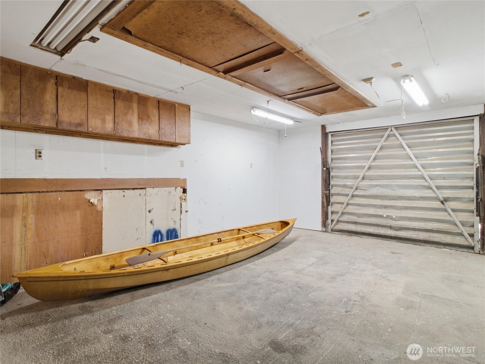 1501 N Huson Property Photo 37