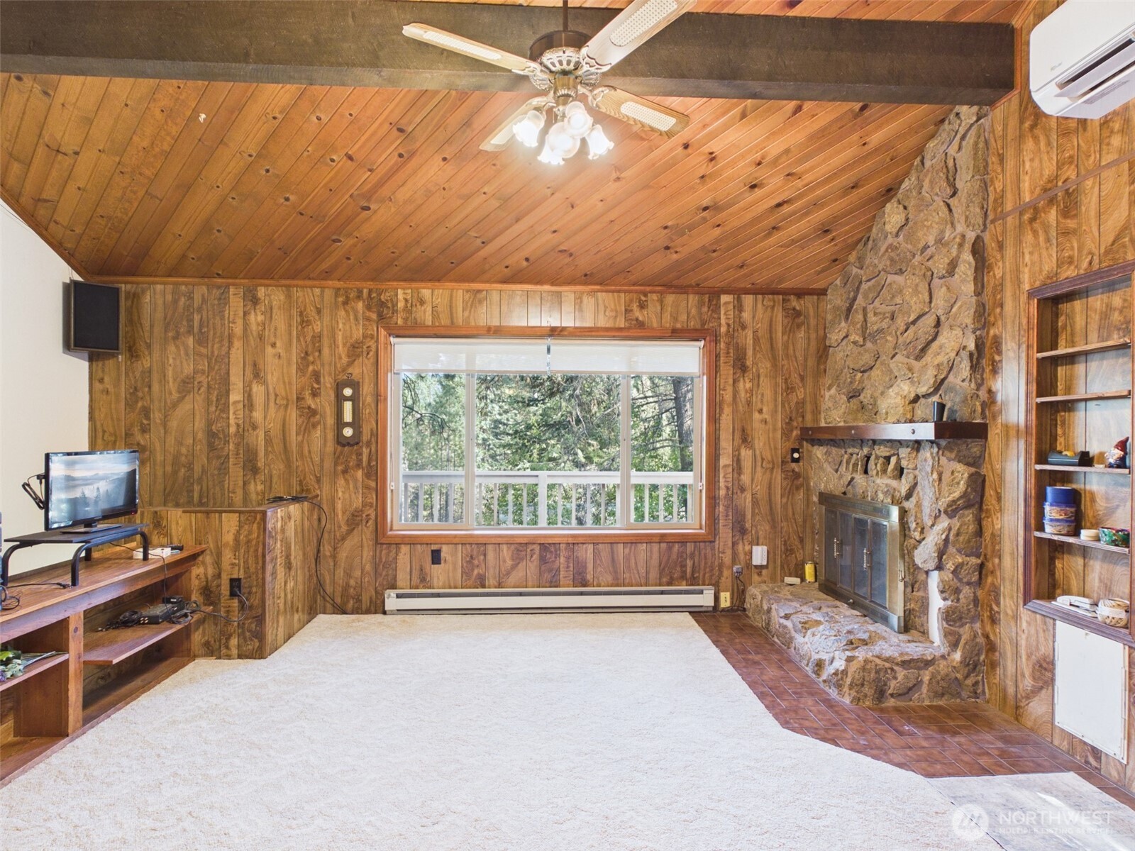 145 Barrett Creek Road Property Photo 2