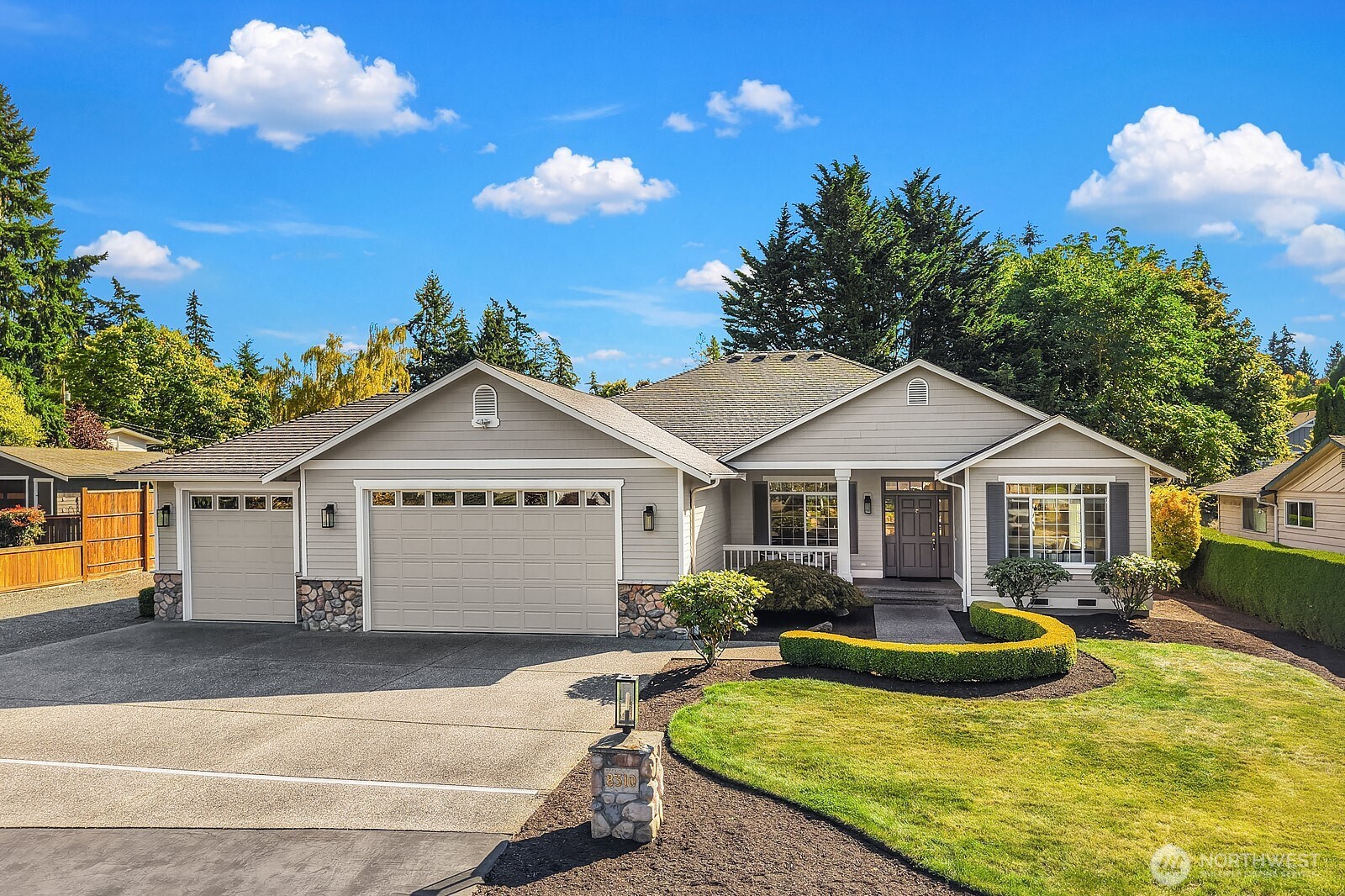 8310 214th Place Property Photo 33