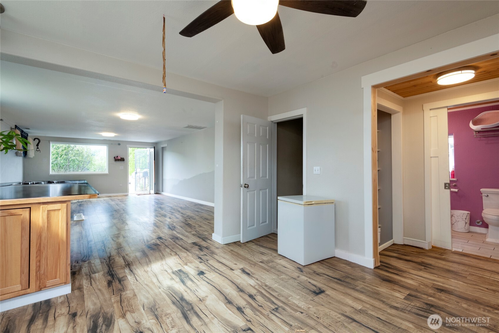 514 Richmond Avenue Property Photo 8