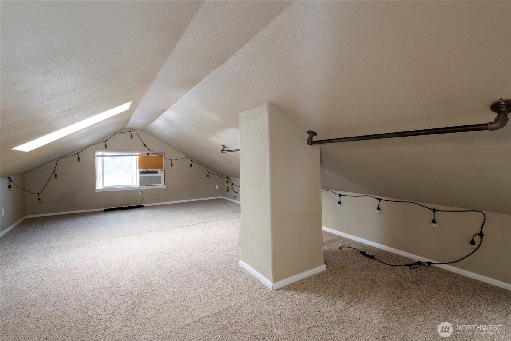514 Richmond Avenue Property Photo 13