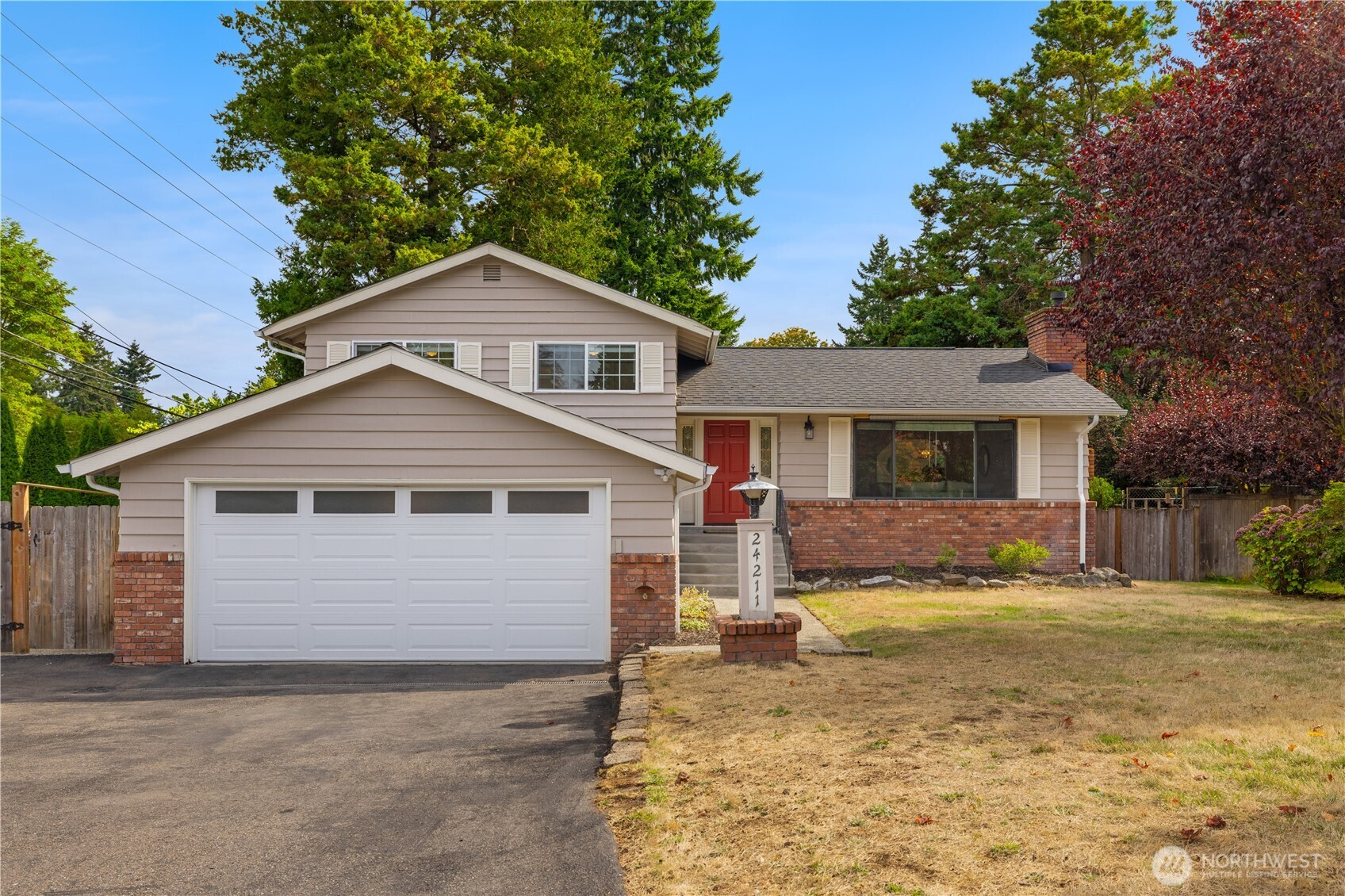 24211 88th Place Property Photo 1
