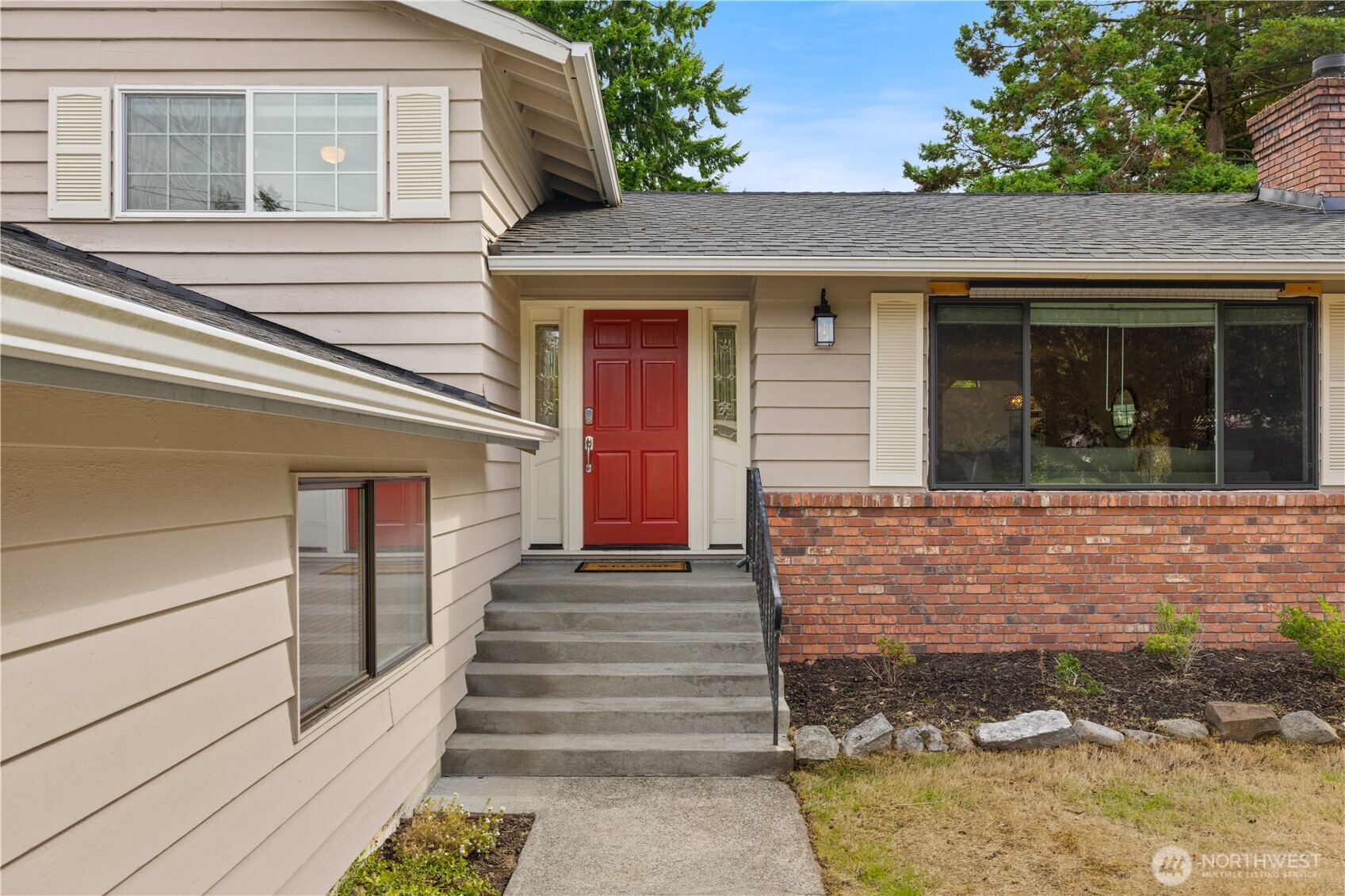 24211 88th Place Property Photo 2