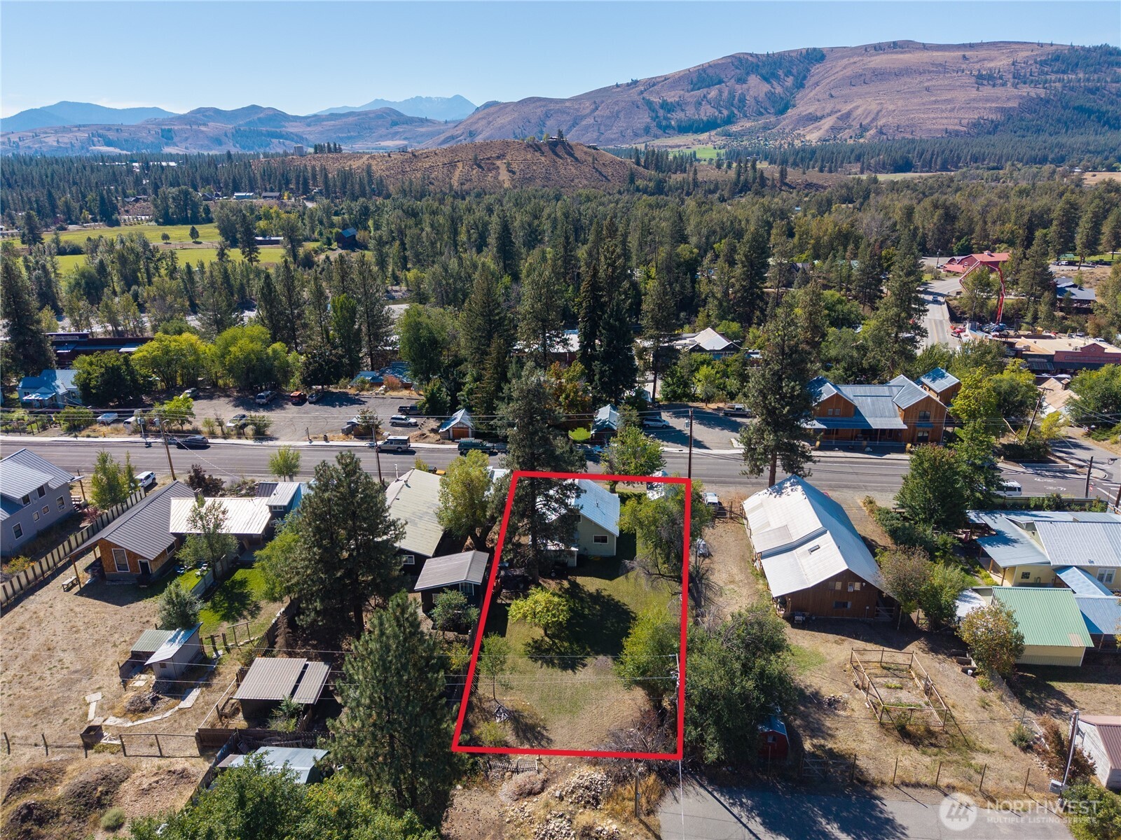 234 Castle Avenue Property Photo 3