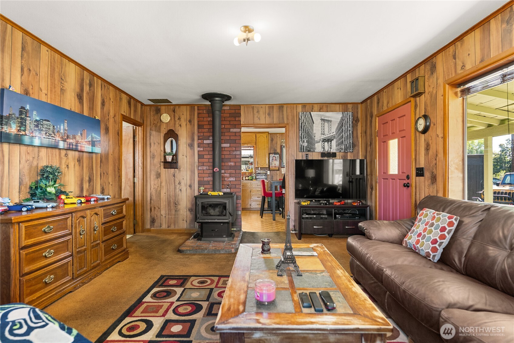 234 Castle Avenue Property Photo 10