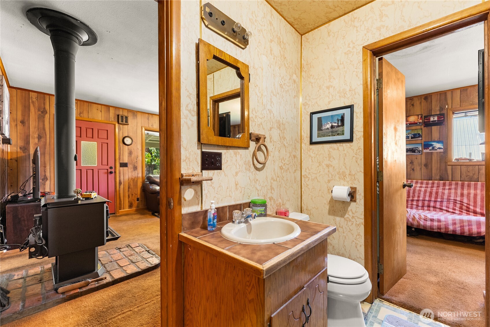 234 Castle Avenue Property Photo 18