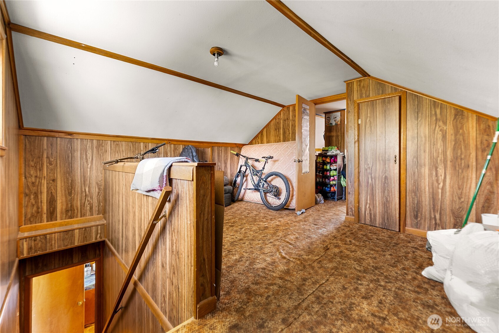 234 Castle Avenue Property Photo 20