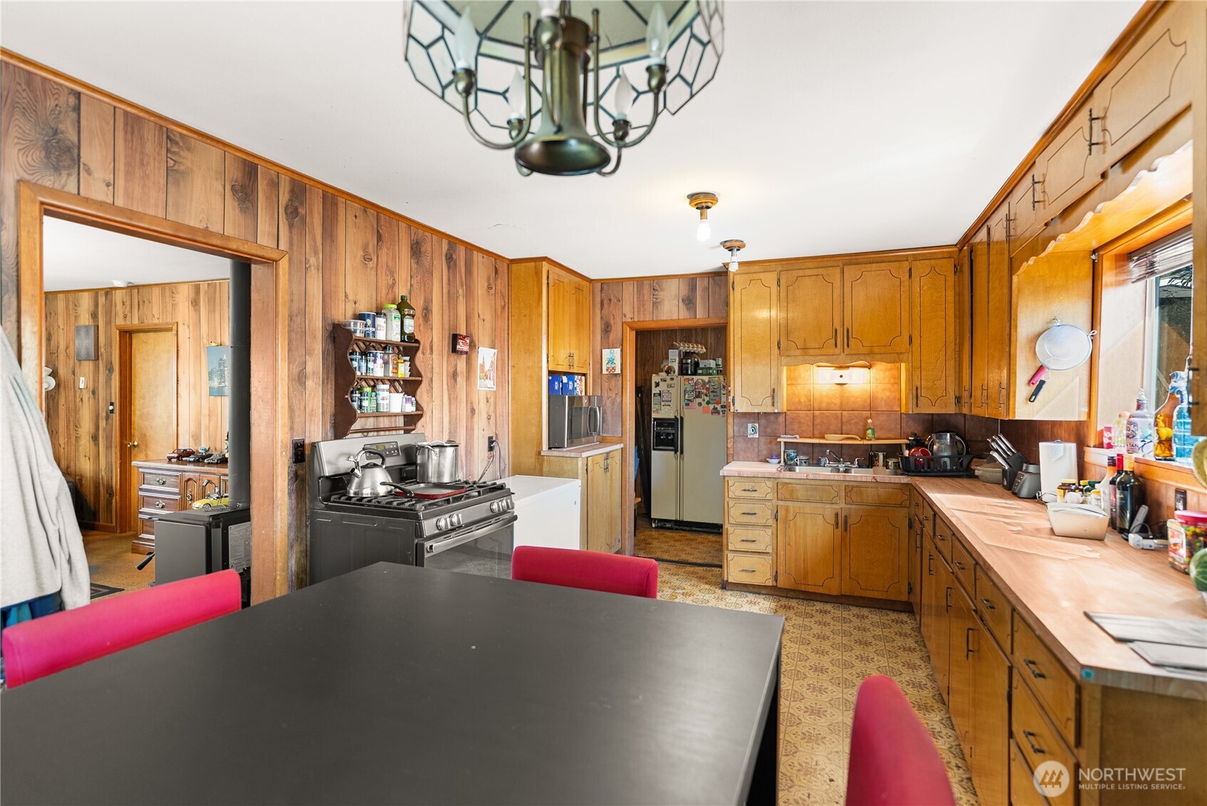 234 Castle Avenue Property Photo 29
