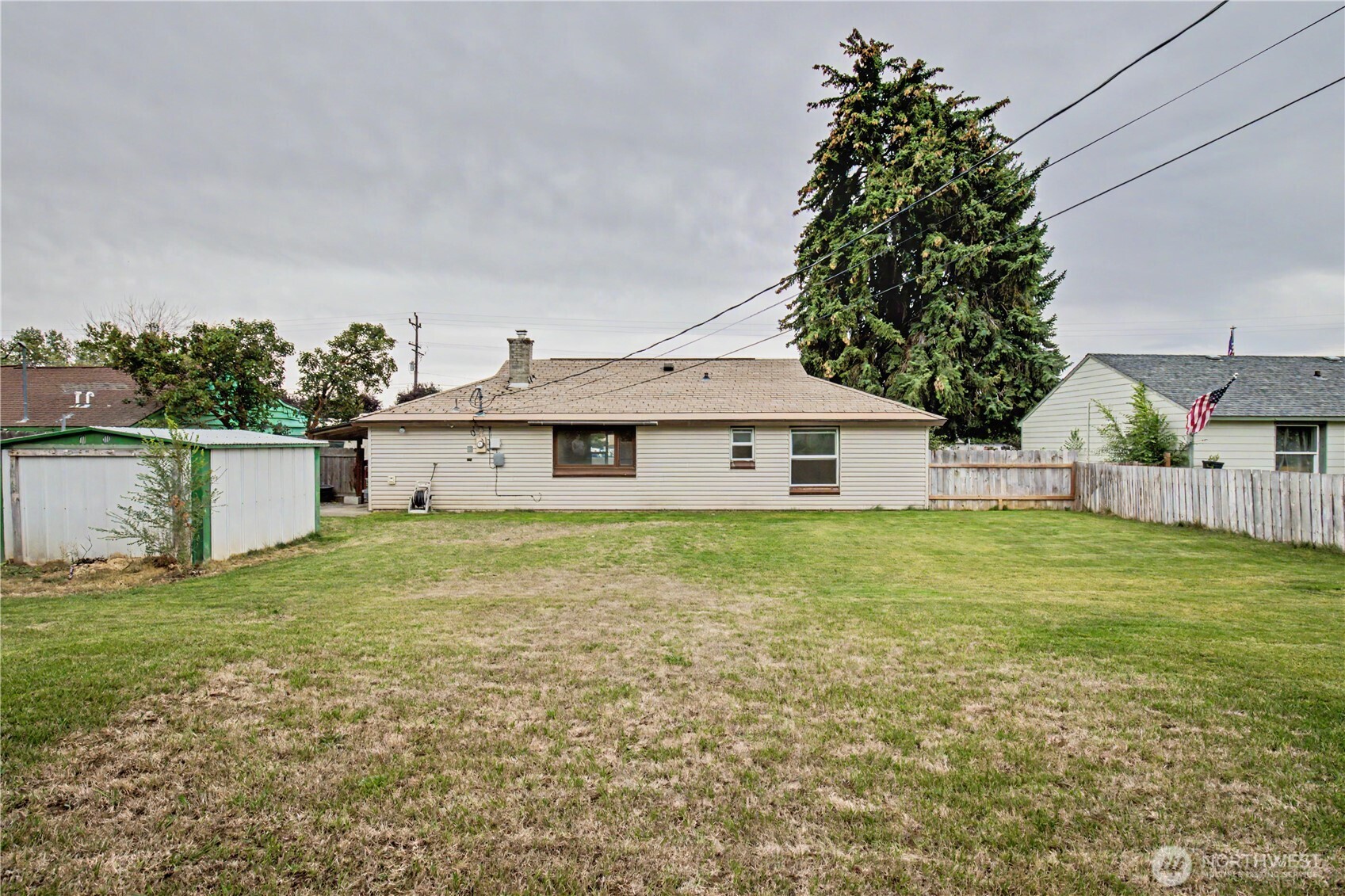 811 E Mountanview Avenue Property Photo 9