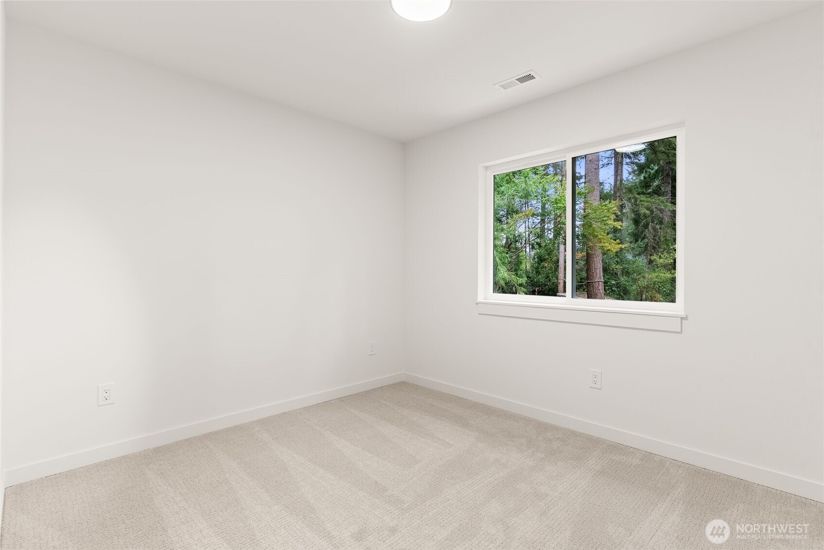 13807 Pinehurst Lane Property Photo 26