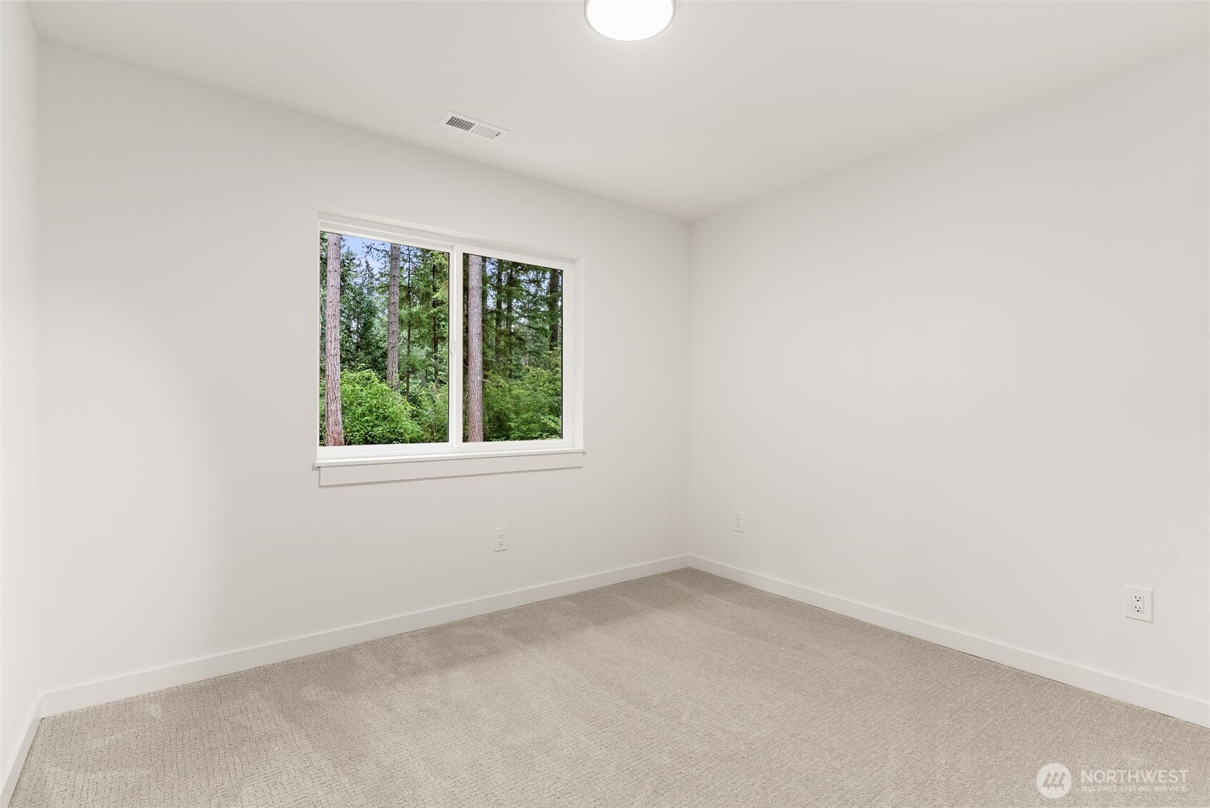 13807 Pinehurst Lane Property Photo 28